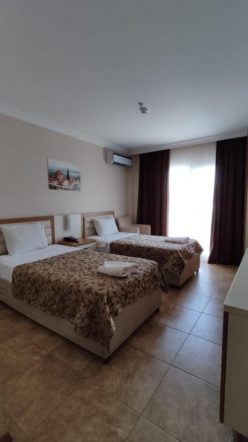 Bitez Risa Hotel Ngoại thất bức ảnh