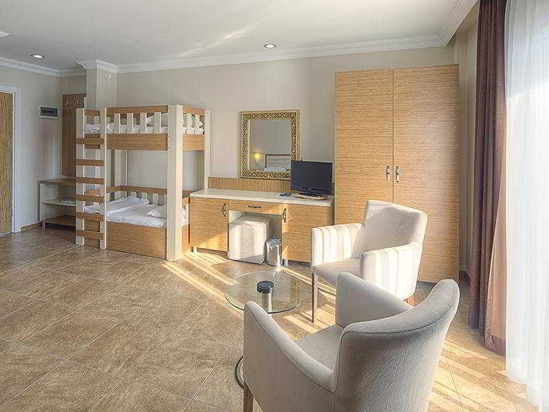 Bitez Risa Hotel Ngoại thất bức ảnh