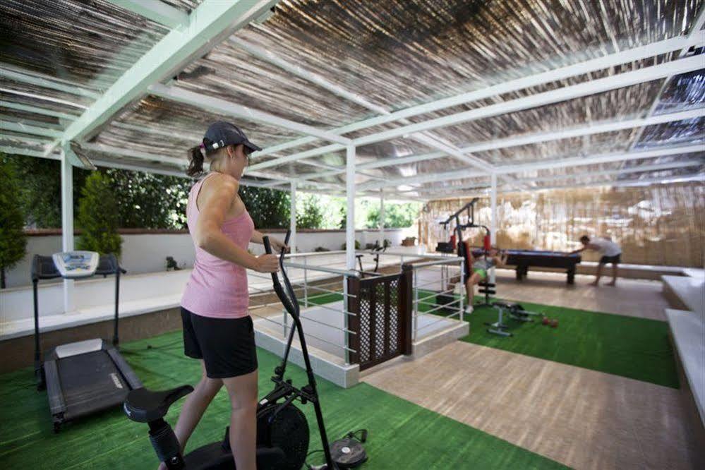 Bitez Risa Hotel Ngoại thất bức ảnh